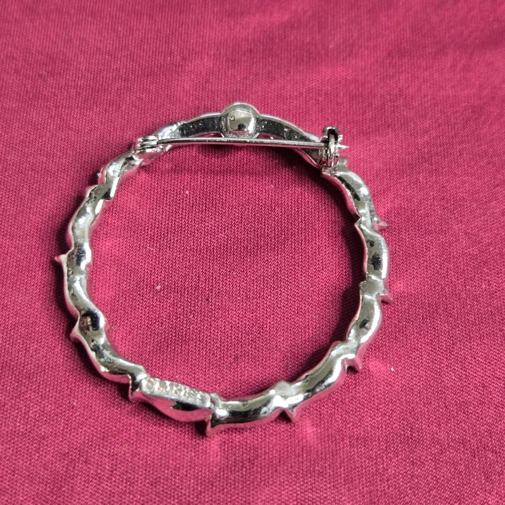 Vintage Silver Tone Circle Swirl Brooch Pin Textured Abstract Design Stamp GERRY